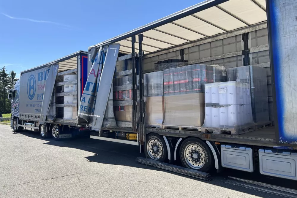 Vollgeladener Lkw mit Insolvenzware – Verwertung und Export statt Vernichtung