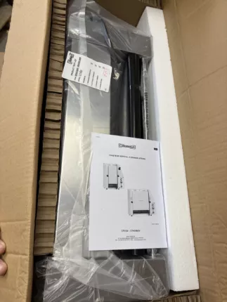 Profi-Gastro-Toaster aus Edelstahl, originalverpackt in Styropor und Schutzfolie